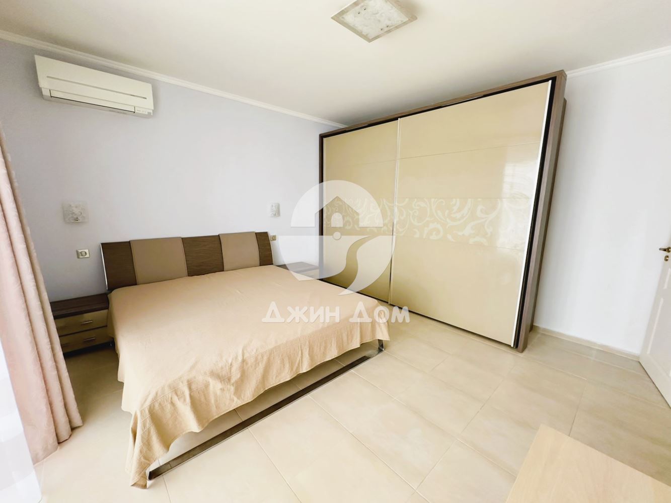 Тристаен апартамент с ПАНОРАМА МОРЕ в Акротирия Бийч, гр. Несебър - 0