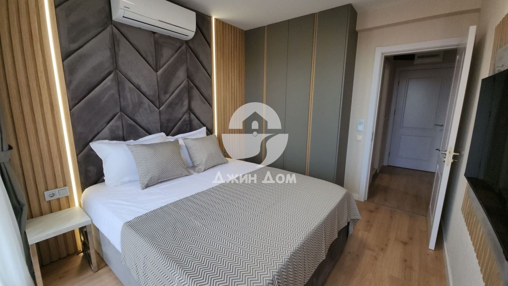 Тристаен апартамент в к-с Хармони Сюитс 18, к.к. Слънчев бряг - 0