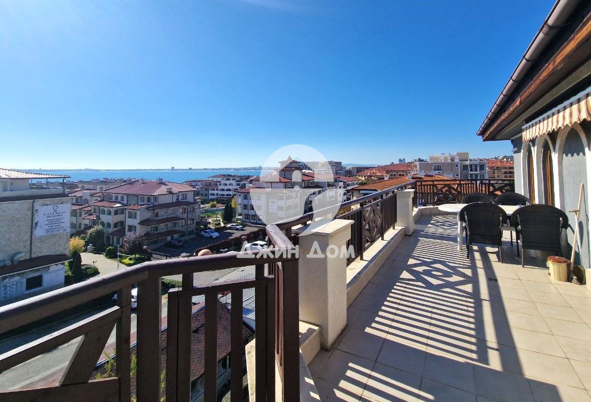 Двустаен апартамент с ГЛЕДКА МОРЕ и ПЛАНИНА в к-с Роял Палм, Св. Влас - 0