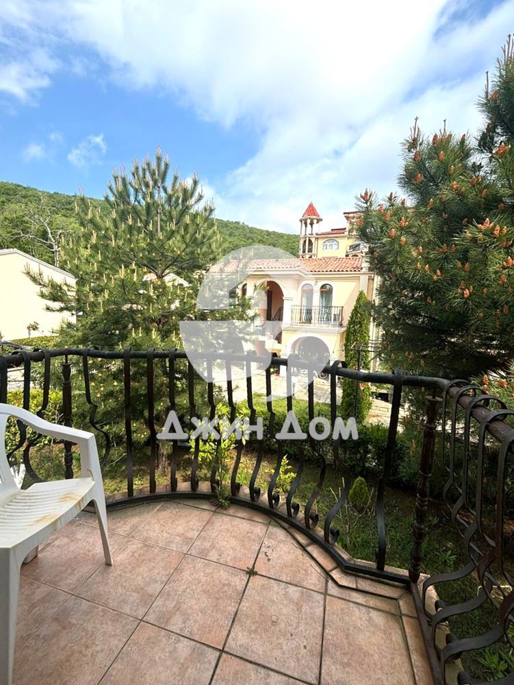 Двустаен апартамент в к-с „Вила Романа“, к.к. Елените - 0