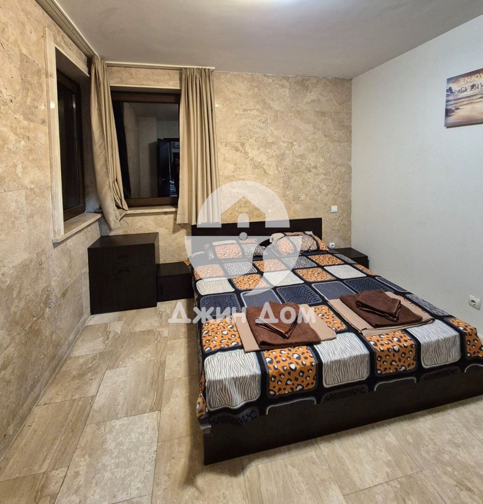 Просторен тристаен апартамент в к-с „Амара“, к.к. Слънчев бряг - 0