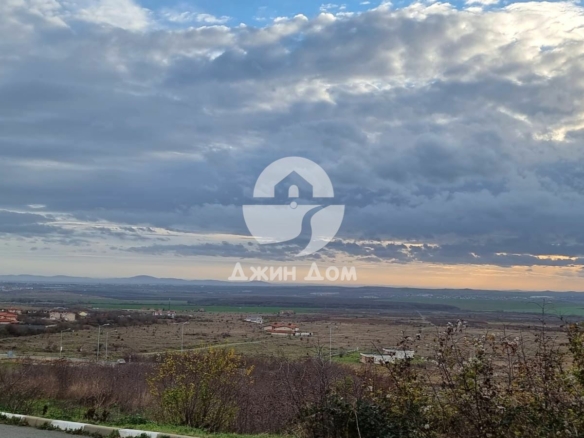 Урегулиран поземлен имот в с. Кошарица - 0