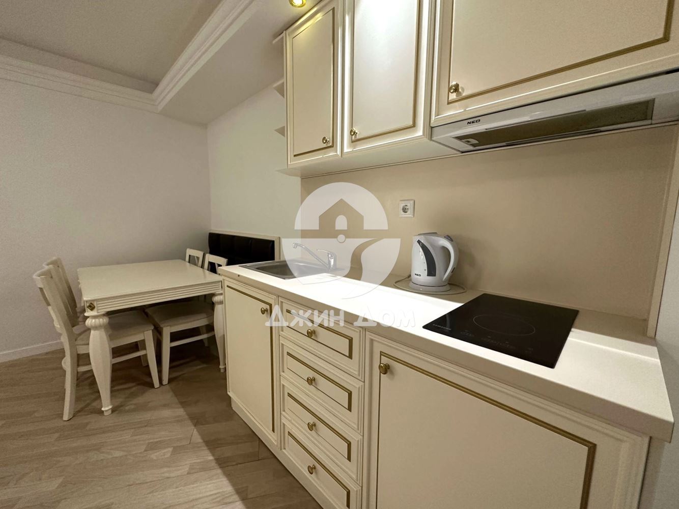 Двустаен апартамент в к-с Голдън Рейнбоу, Слънчев бряг - 0