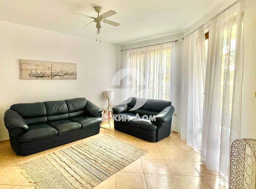 Тристаен апартамент в к-с „Глобъл Сити“, гр. Несебър - 0