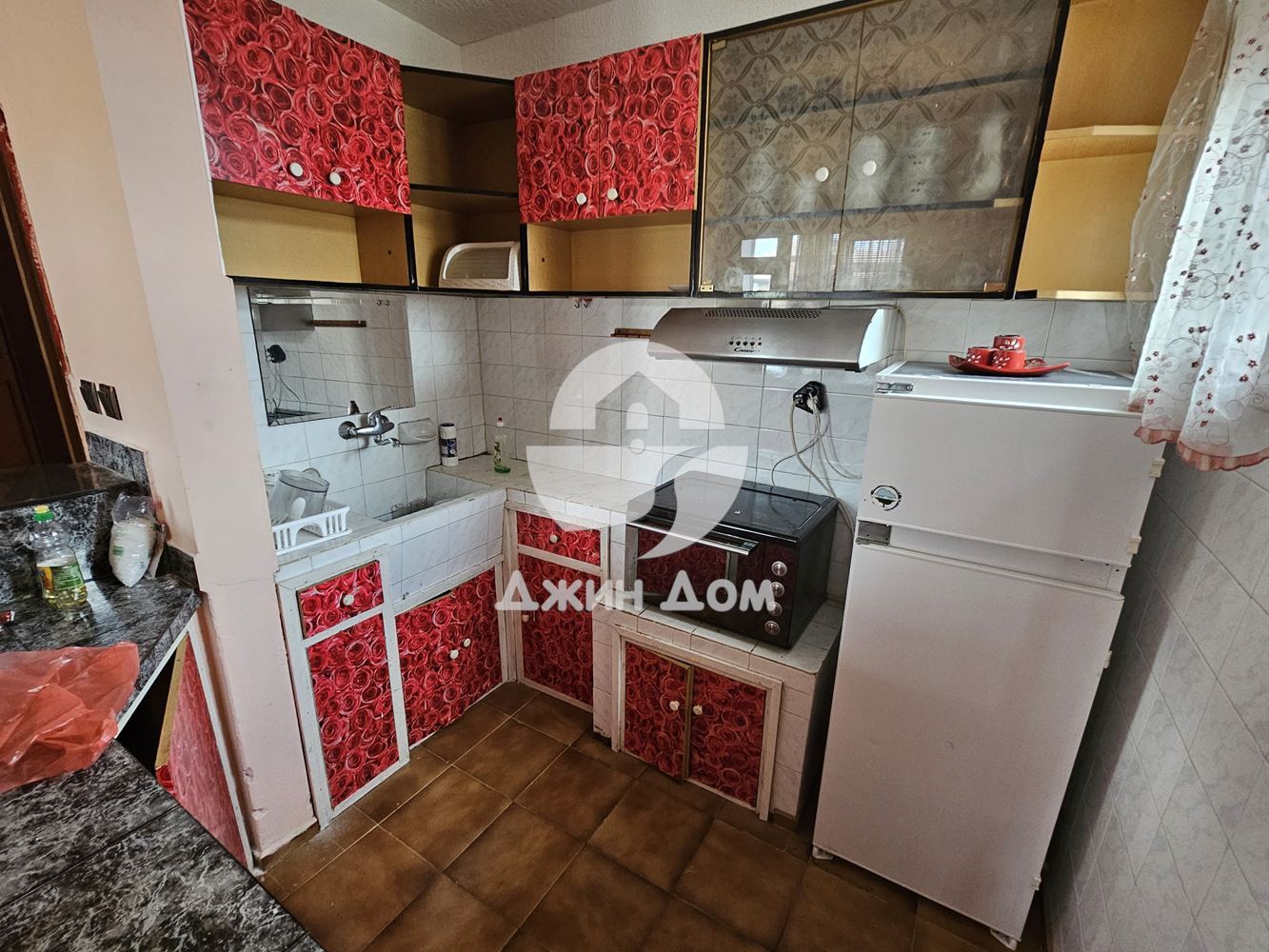 Просторен обзаведен етаж от къща, гр. Несебър - 0