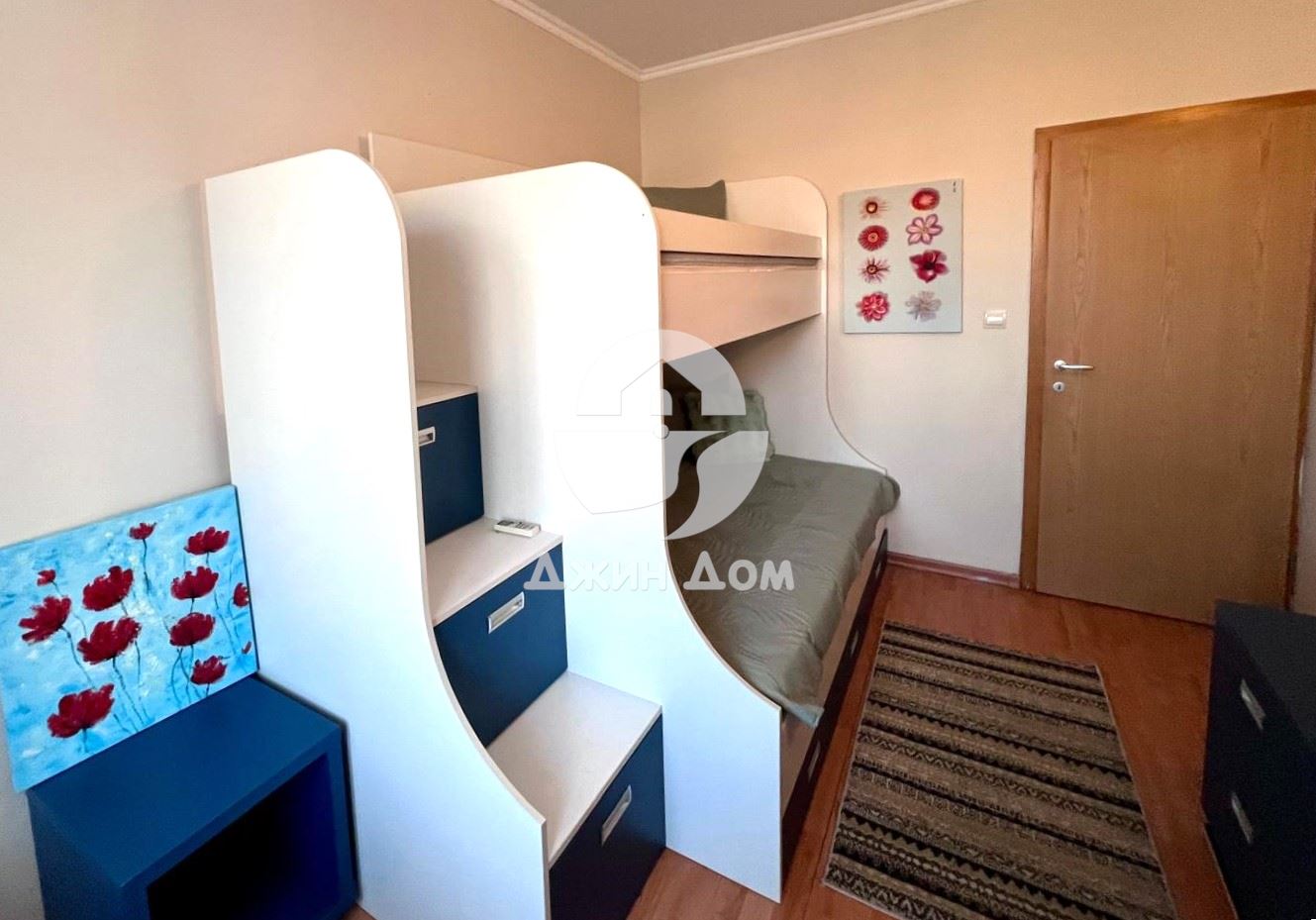 Тристаен апартамент с ЧАСТИЧНА ГЛЕДКА МОРЕ в к-с "Райска градина" - 0