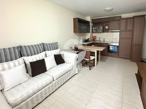 Просторен двустаен апартамент в к-с “Грийн Лайф Бийч Резорт”, Созопол - 0