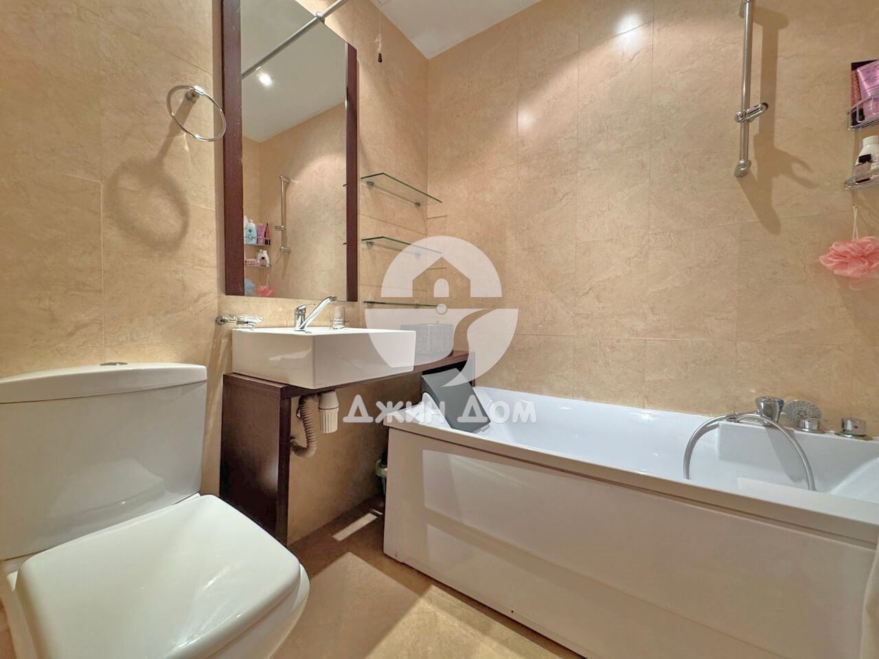 Просторен двустаен апартамент в к-с „Райска градина”, гр. Свети Влас - 0