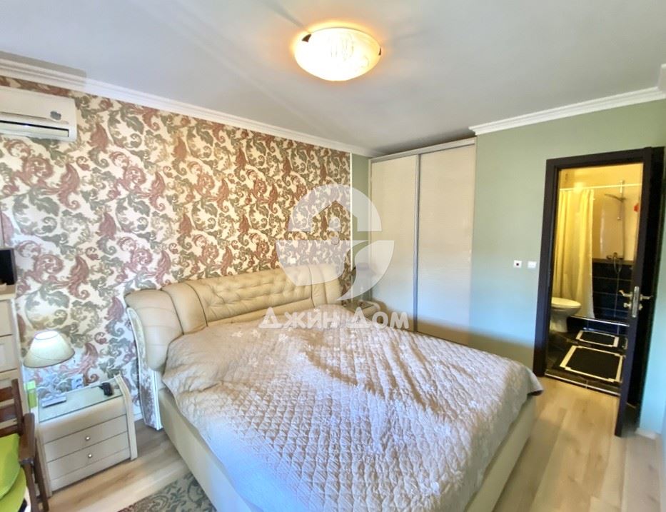 Четиристаен апартамент с ГЛЕДКА МОРЕ в к-с Олимп, гр. Свети Влас - 0