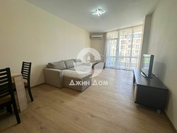 Двустаен апартамент в к-с “Луксор”, гр. Свети Влас - 0