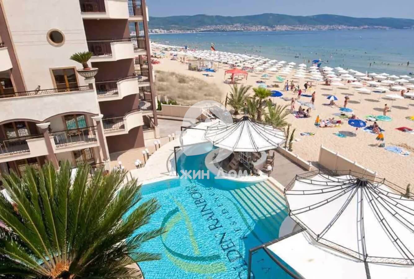 Тристаен апартамент с ПАНОРАМА МОРЕ в к-с Голдън Рейнбоу, Слънчев бряг - 0