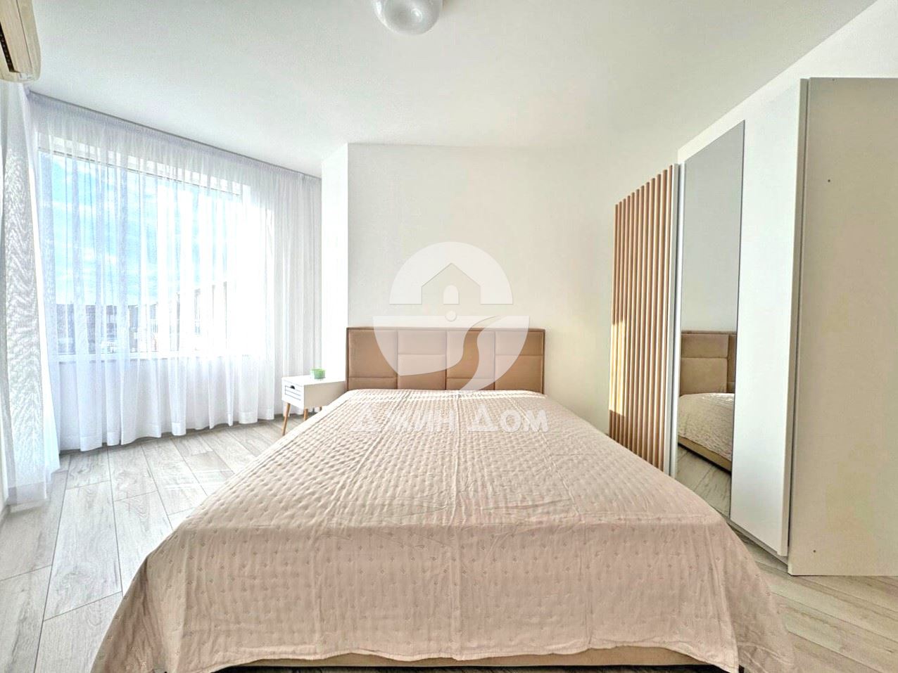 Двустаен пентхаус апартамент с ПАНОРАМА МОРЕ в к-с Оазис, с. Равда - 0