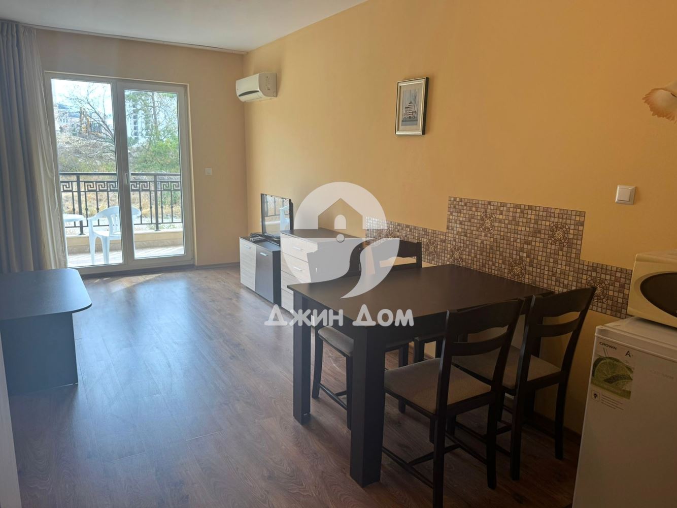 Просторен двустаен апартамент в к-с „Хоризонт“, к.к. Слънчев бряг - 0