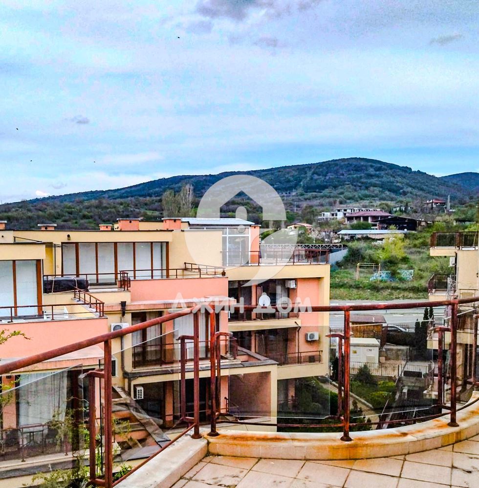 Едностаен апартамент с ГЛЕДКА МОРЕ в к-с Антония, гр. Свети Влас - 0