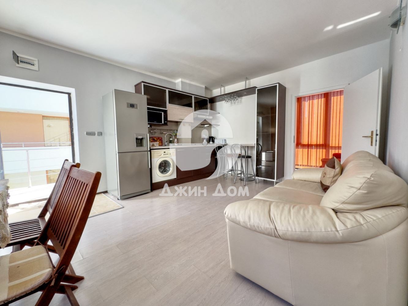 Тристаен апартамент в к-с „Идън“, к.к. Слънчев бряг - 0