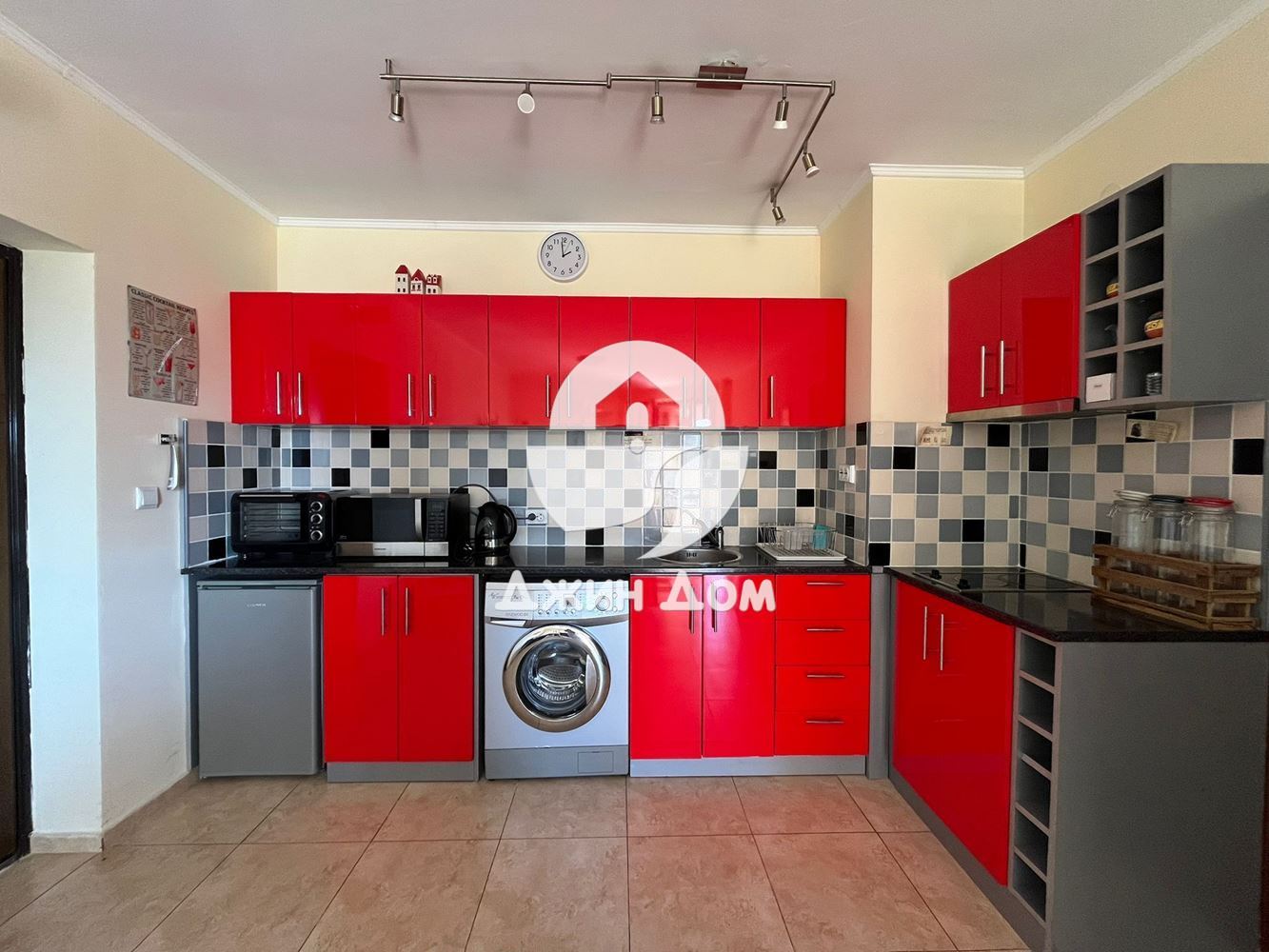 Четиристаен апартамент в к-с „Аполон“, с. Равда - 0