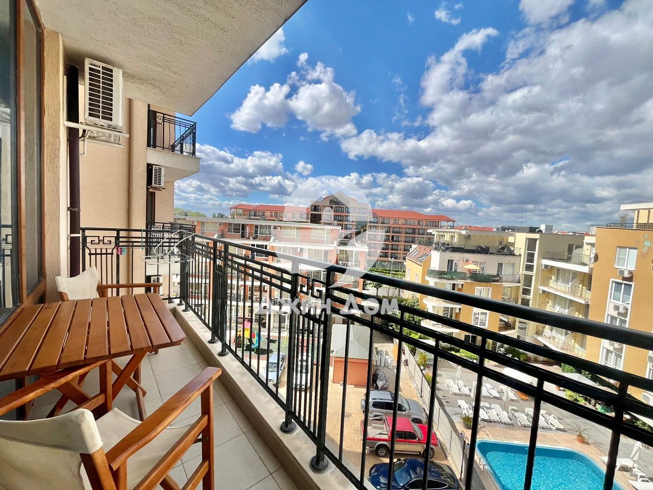 Едностаен апартамент с ГЛЕДКА МОРЕ в к-с Каролина, к.к Сл.бряг - 0