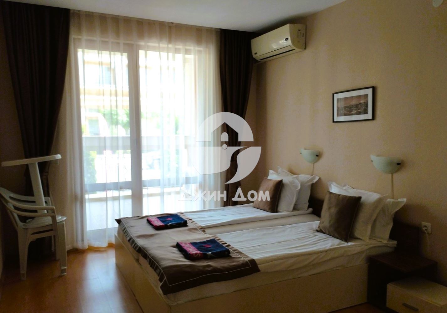 Апартамент с ПАНОРАМА МОРЕ в к-с Престиж Форт Бийч, Свети Влас - 0