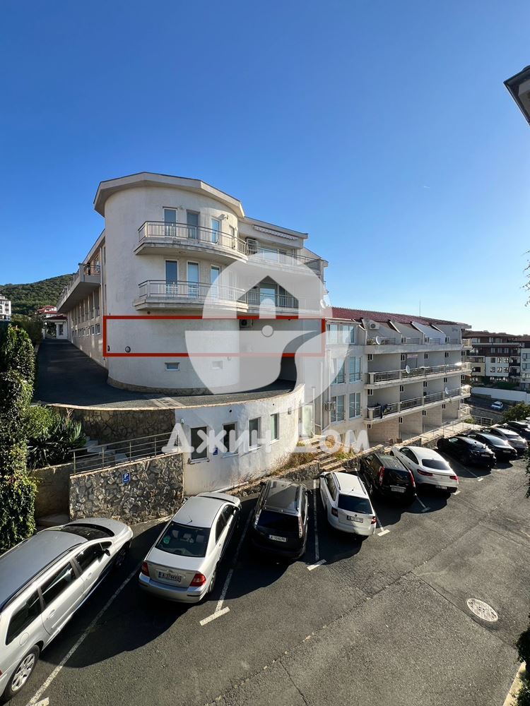 Тристаен апартамент в к-с „Галатея Резорт“, гр. Свети Влас - 0