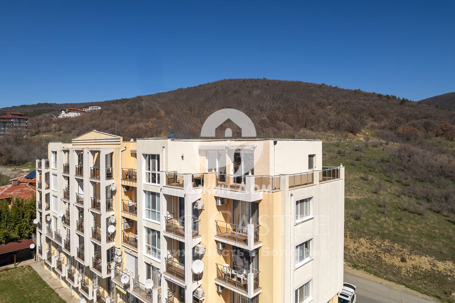 Пентхаус с ПАНОРАМА МОРЕ в к-с Орхидея Резиденс, гр. Свети Влас - 0