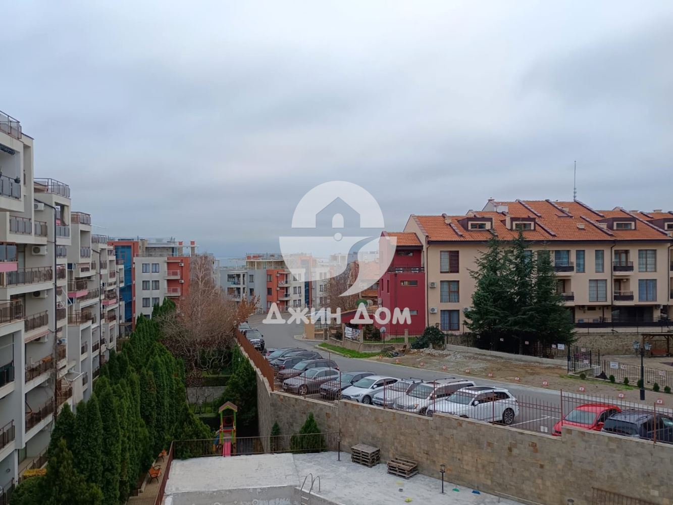 Едностаен апартамент с ГЛЕДКА МОРЕ в к-с „Хелиос“, гр. Свети Влас - 0