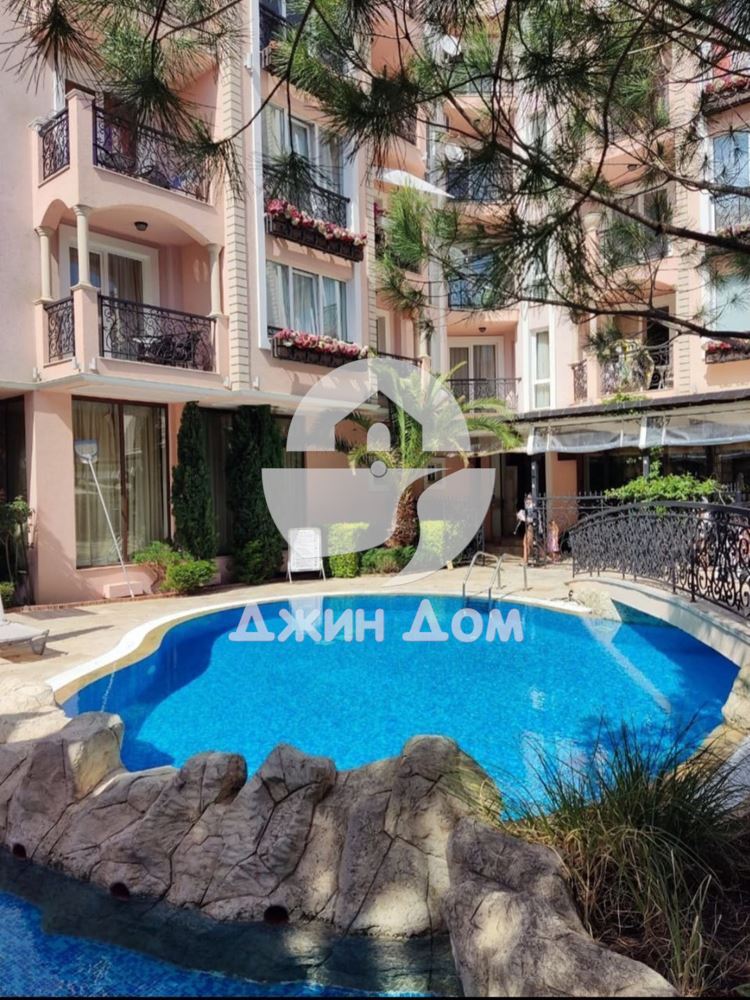 Просторен тристаен апартамент в к-с „Романс Марин”, к.к. Слънчев бряг - 0