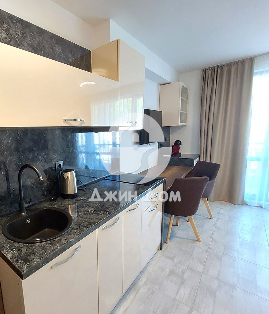 Едностаен апартамент в к-с „Оникс Бийч Резиденс“, гр. Свети Влас - 0