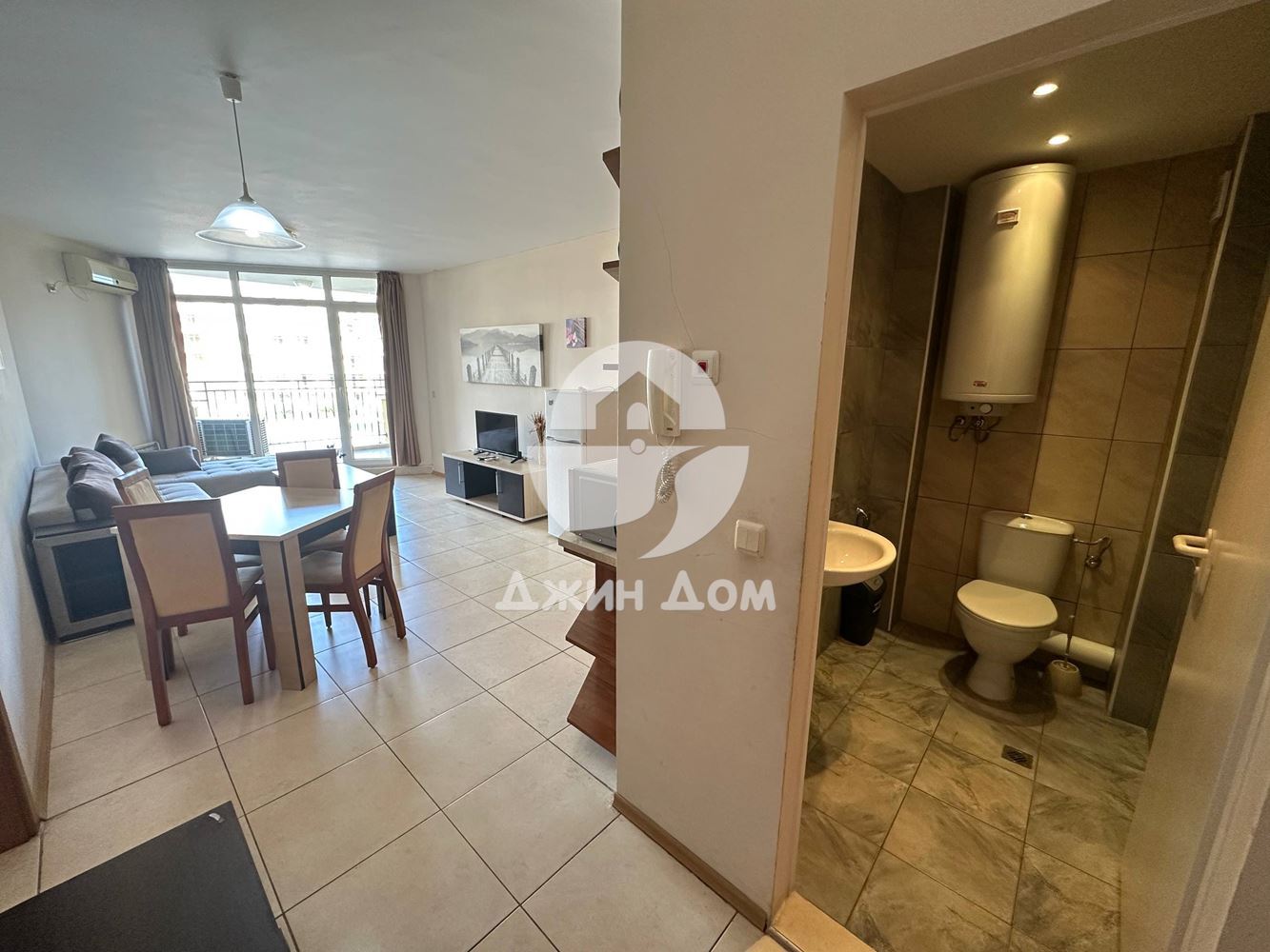 Тристаен апартамент на ПЪРВА ЛИНИЯ в к-с „Мидия“, гр. Ахелой - 0