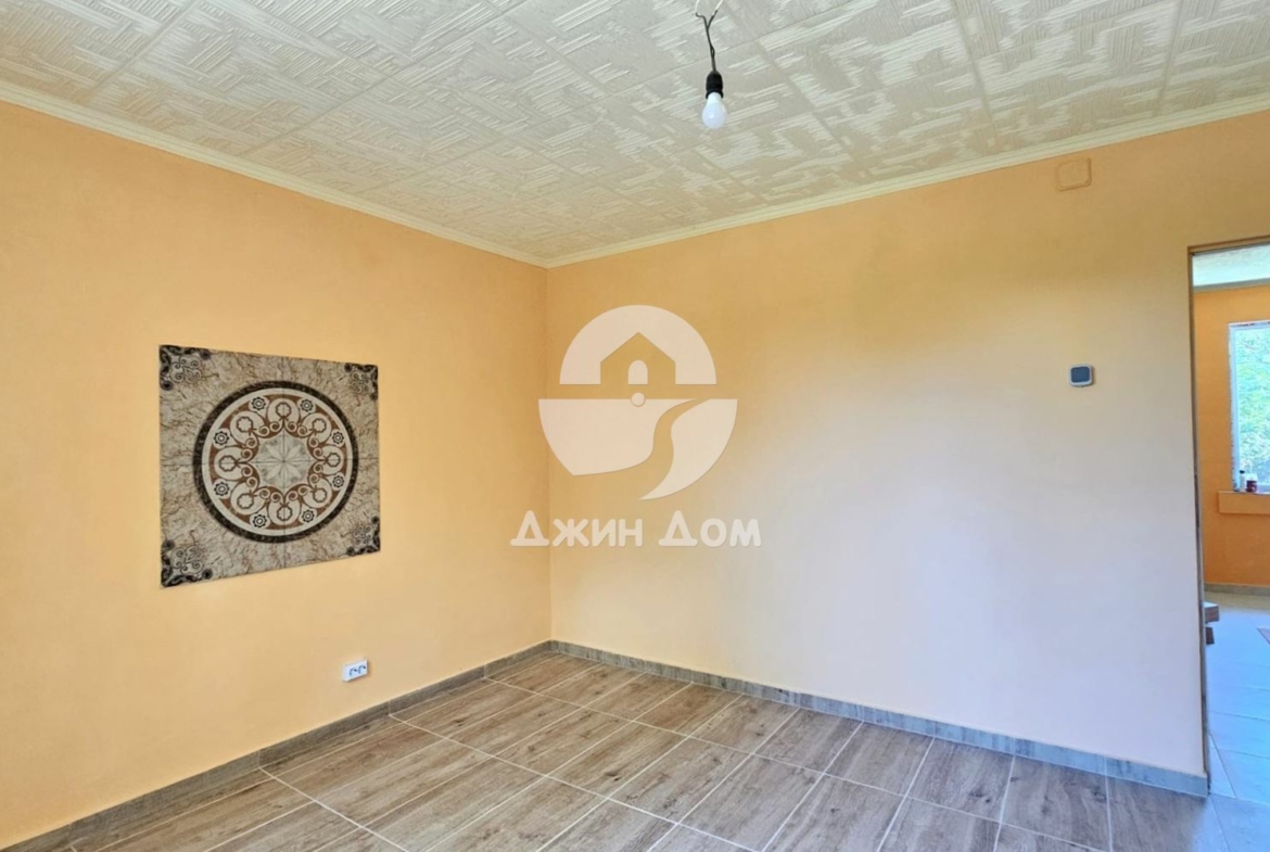 Едноетажна необзаведена къща в с. Дюлево, обл. Бургас - 0