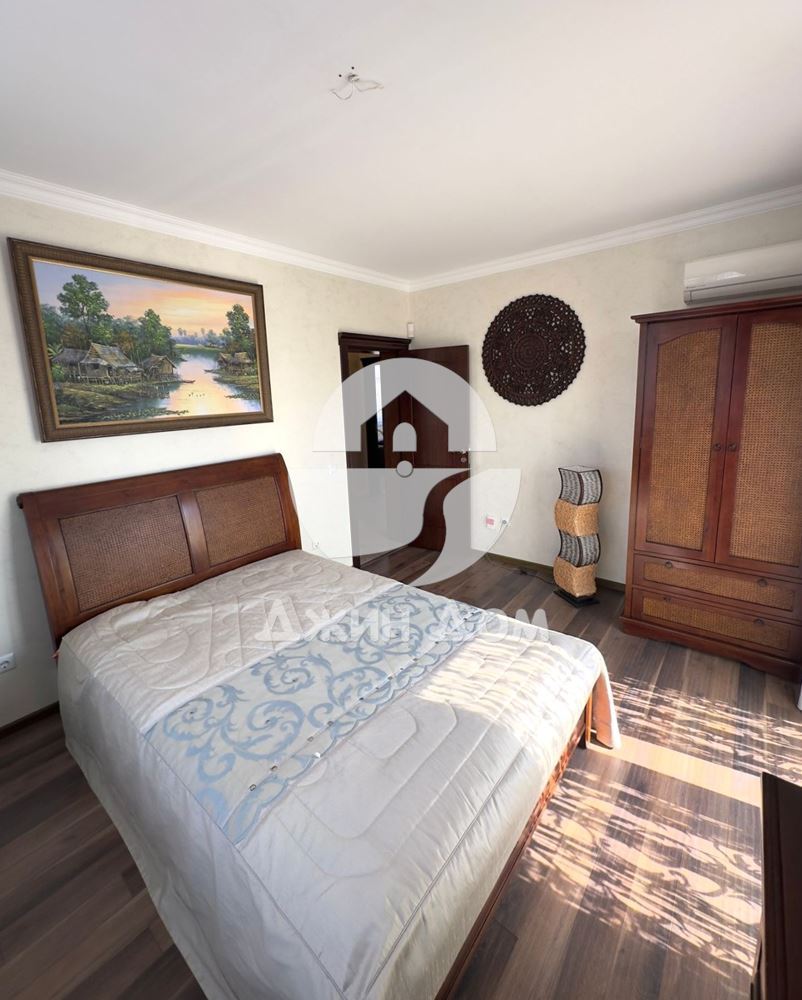 Просторна двуетажна къща в к-с „Виктория Резиденс“, гр. Поморие - 0