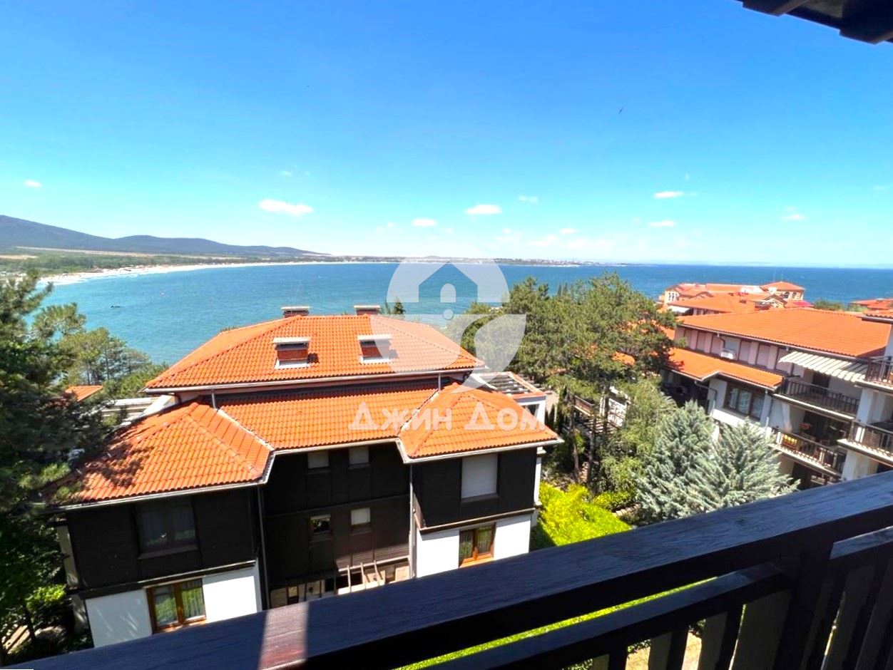 Просторен тристаен апартамент с ПАНОРАМА МОРЕ в Санта Марина, Созопол - 0