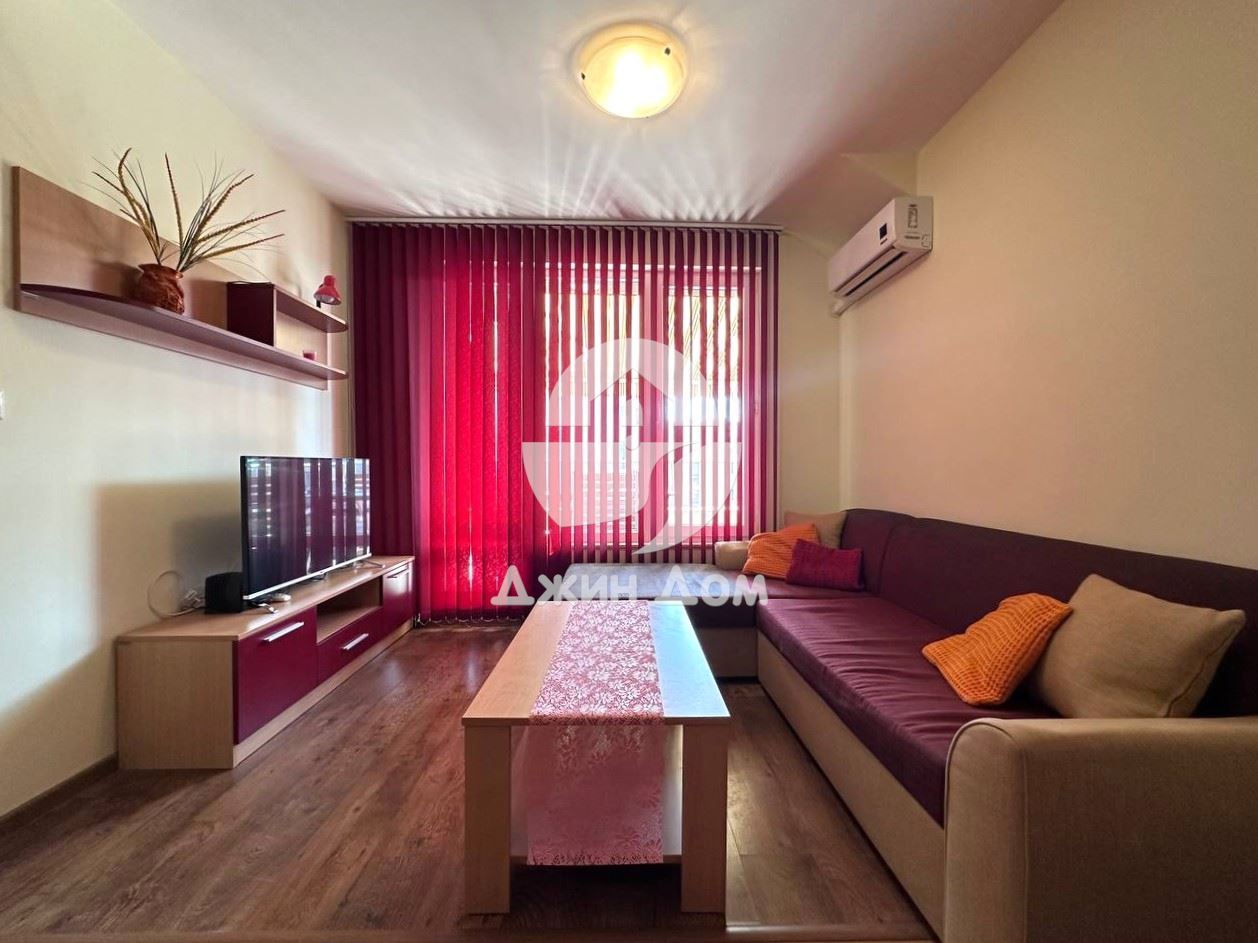 Двустаен апартамент в жилищна сграда с ГЛЕДКА МОРЕ, с. Равда - 0