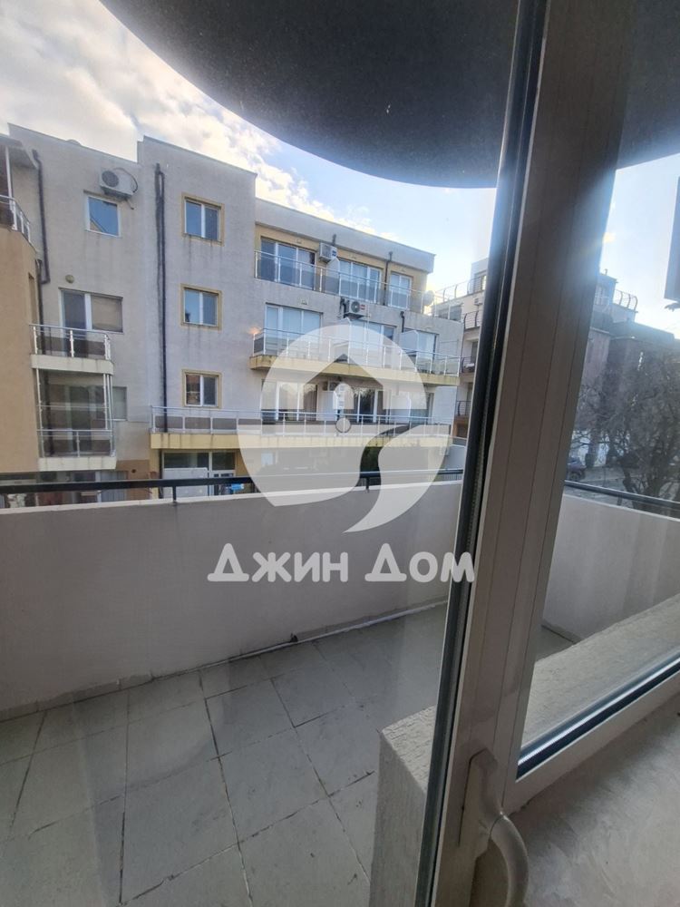 Двустаен апартамент в жилищна сграда БЕЗ ТАКСА, с. Равда - 0