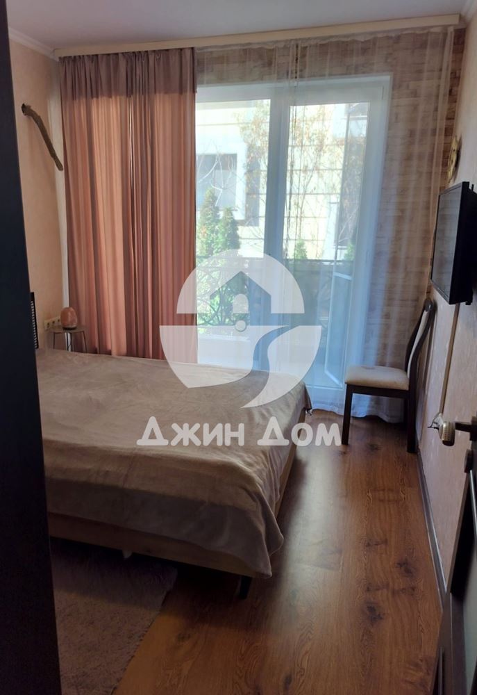 Тристаен апартамент в жилищна сграда БЕЗ ТАКСА, с. Равда - 0