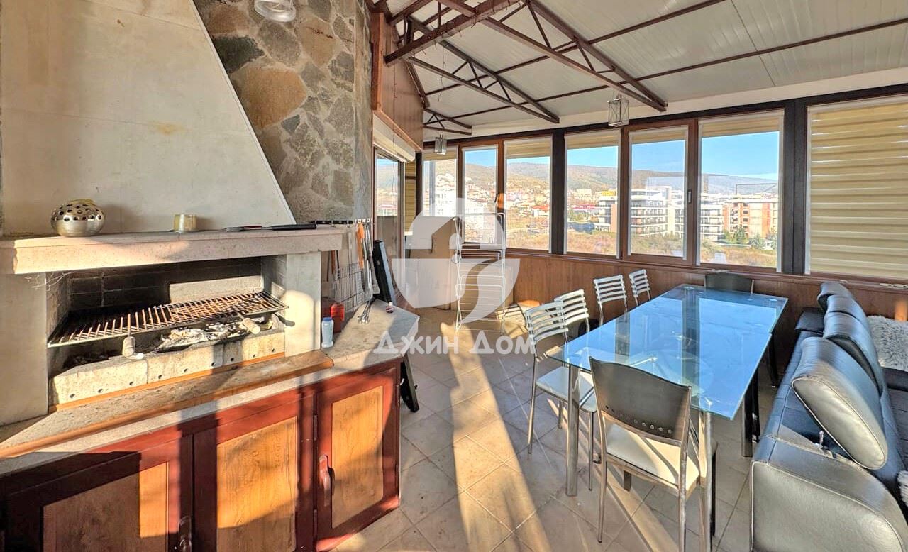 Просторен двустаен апартамент в к-с „Антония“, гр. Свети Влас - 0