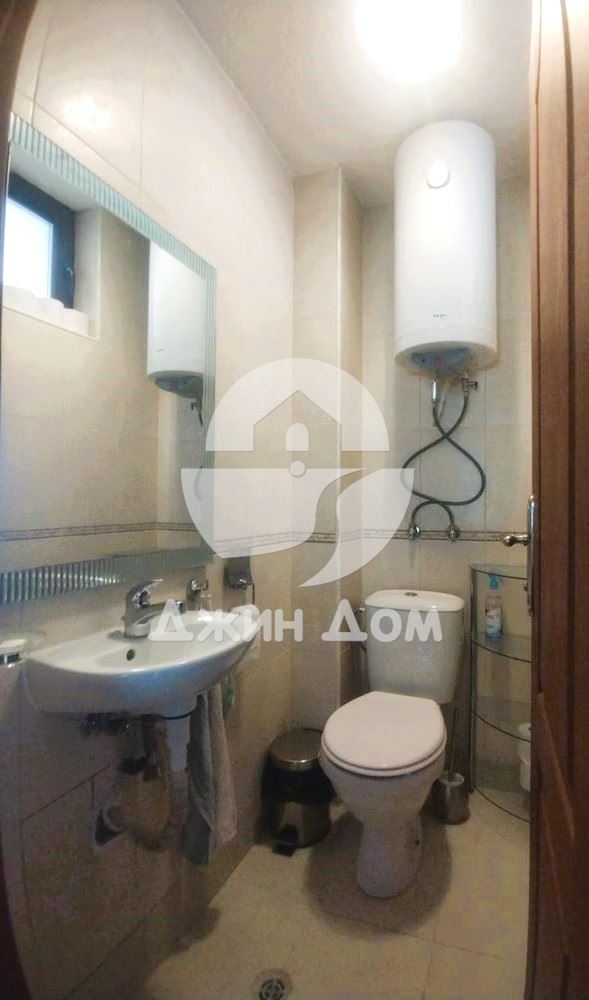 Просторен обзаведен етаж от къща в Бей Вю Вилас, с. Кошарица - 0