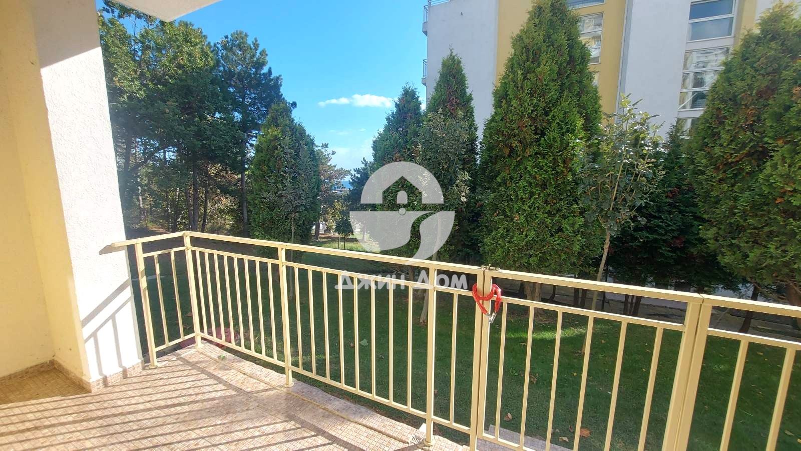 Едностаен апартамент в к-с „Краун Форт Клуб“, гр. Свети Влас - 0