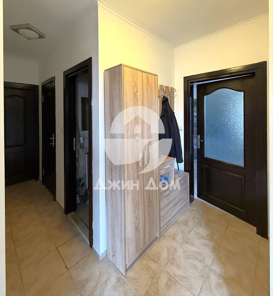 Просторен тристаен апартамент в к-с „Бей Вю Вилас“, с. Кошарица - 0