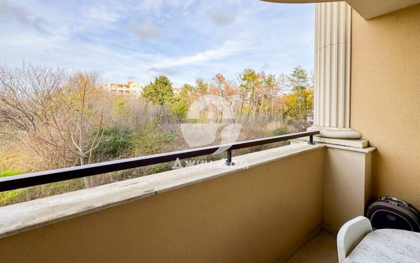 Едностаен апартамент в к-с Флора Бийч Резорт, гр. Поморие - 0