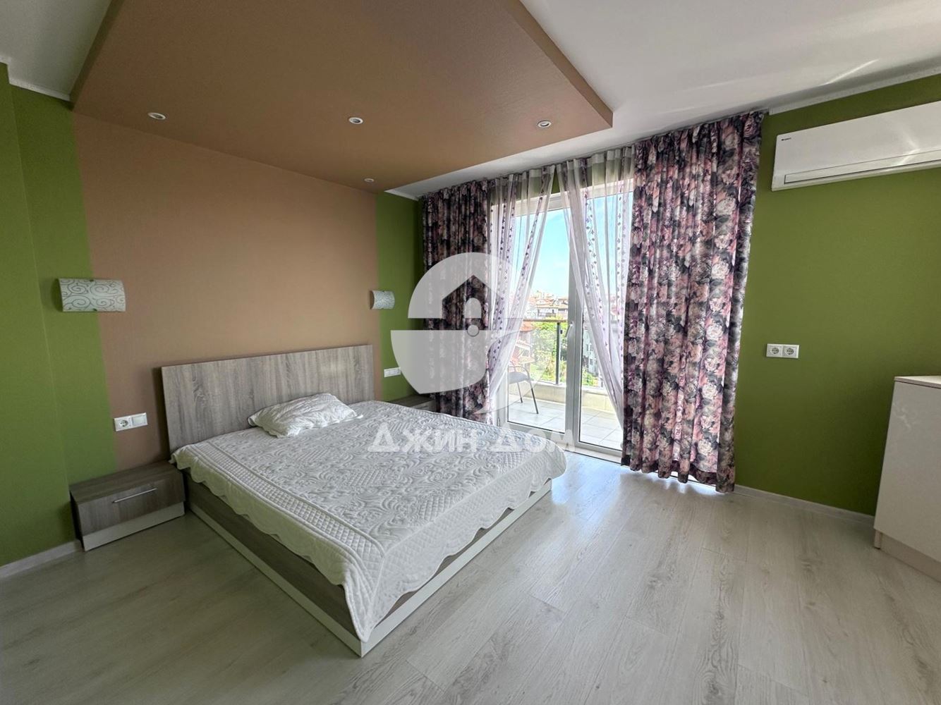 Двустаен апартамент с ГЛЕДКА МОРЕ в к-с „Омега Резорт“, с. Равда - 0