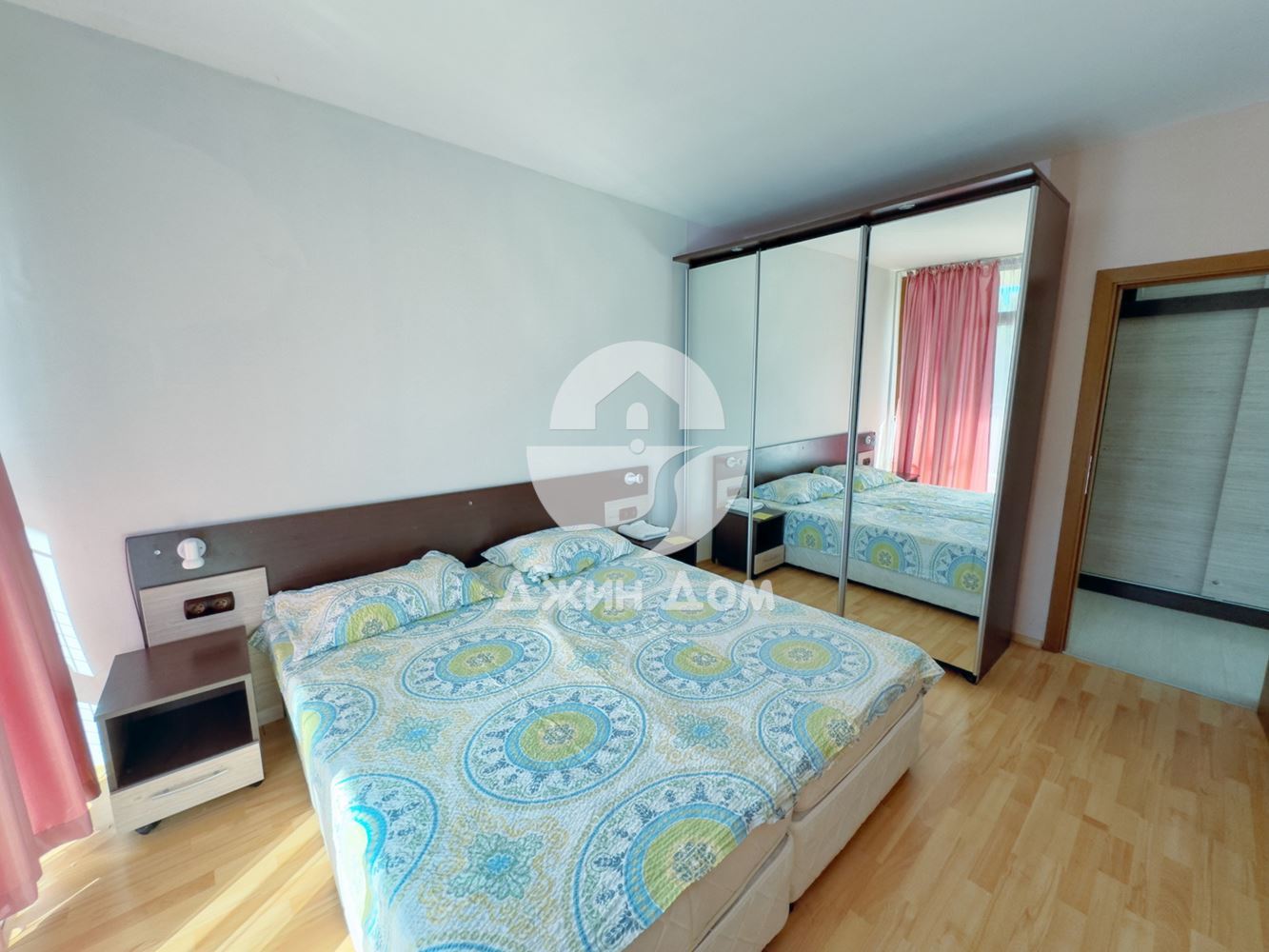 Тристаен апартамент в к-с „Идън“, к.к. Слънчев бряг - 0