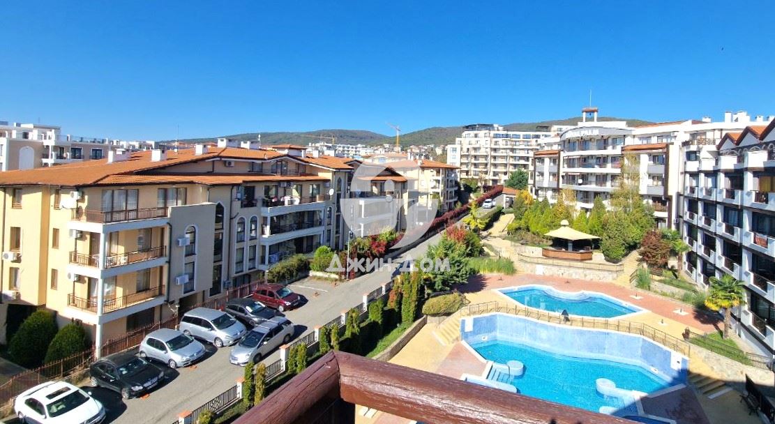 Двустаен апартамент с ГЛЕДКА МОРЕ и ПЛАНИНА в к-с Роял Палм, Св. Влас - 0