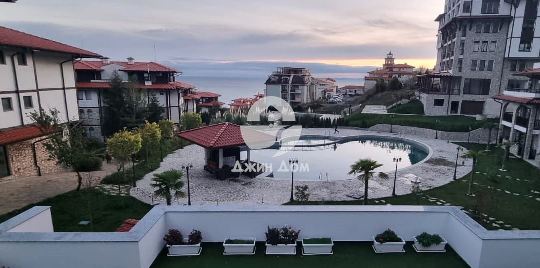 Едностаен апартамент с ПАНОРАМА МОРЕ в к-с „Етъра 4“, гр. Свети Влас - 0