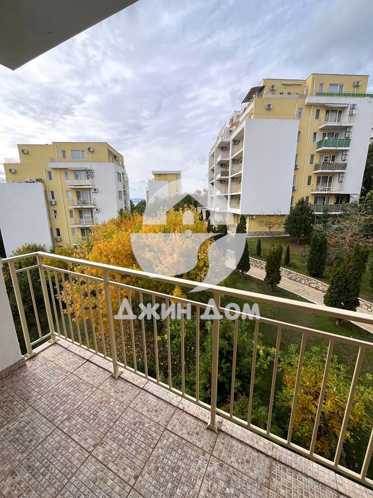 Двустаен апартамент с ГЛЕДКА МОРЕ в к-с „Краун Форт“, гр. Свети Влас - 0