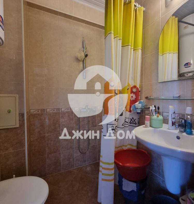 Просторен тристаен апартамент в к-с „Съни Дей 3“, к.к. Слънчев бряг - 0