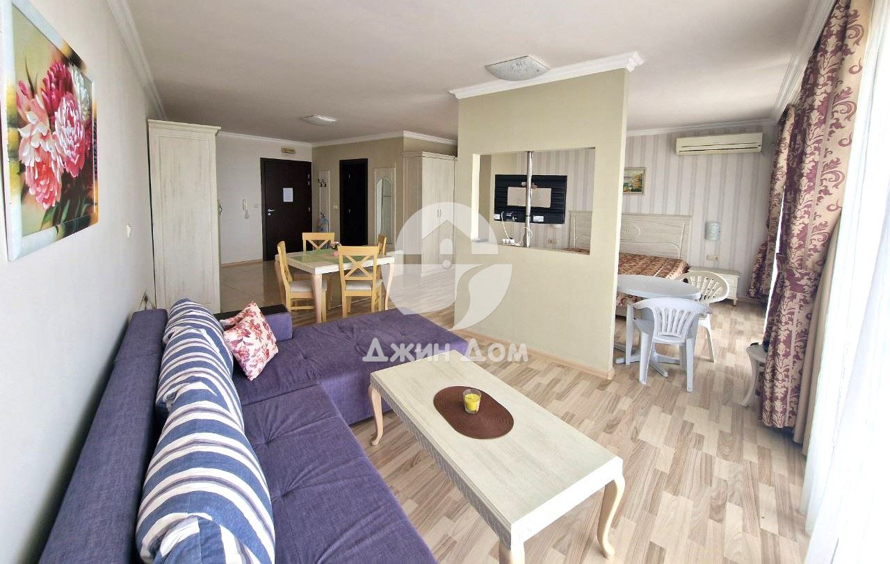 Просторен едностаен с ПАНОРАМА МОРЕ в к-с „Пенелопа Палас“, гр.Поморие - 0