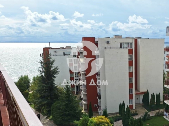 Двустаен апартамент с ГЛЕДКА МОРЕ в к-с Панорама Форт Бийч, гр. Свети Влас - 0