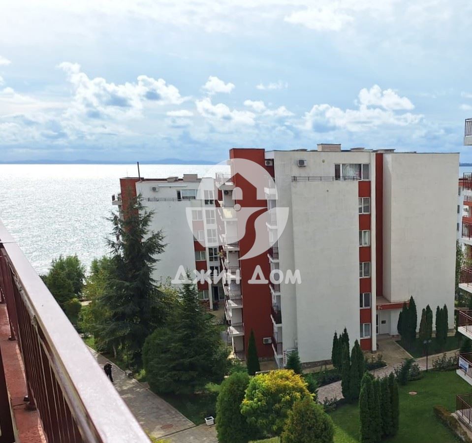 Двустаен апартамент с ГЛЕДКА МОРЕ в к-с Панорама Форт Бийч, гр. Свети Влас - 0