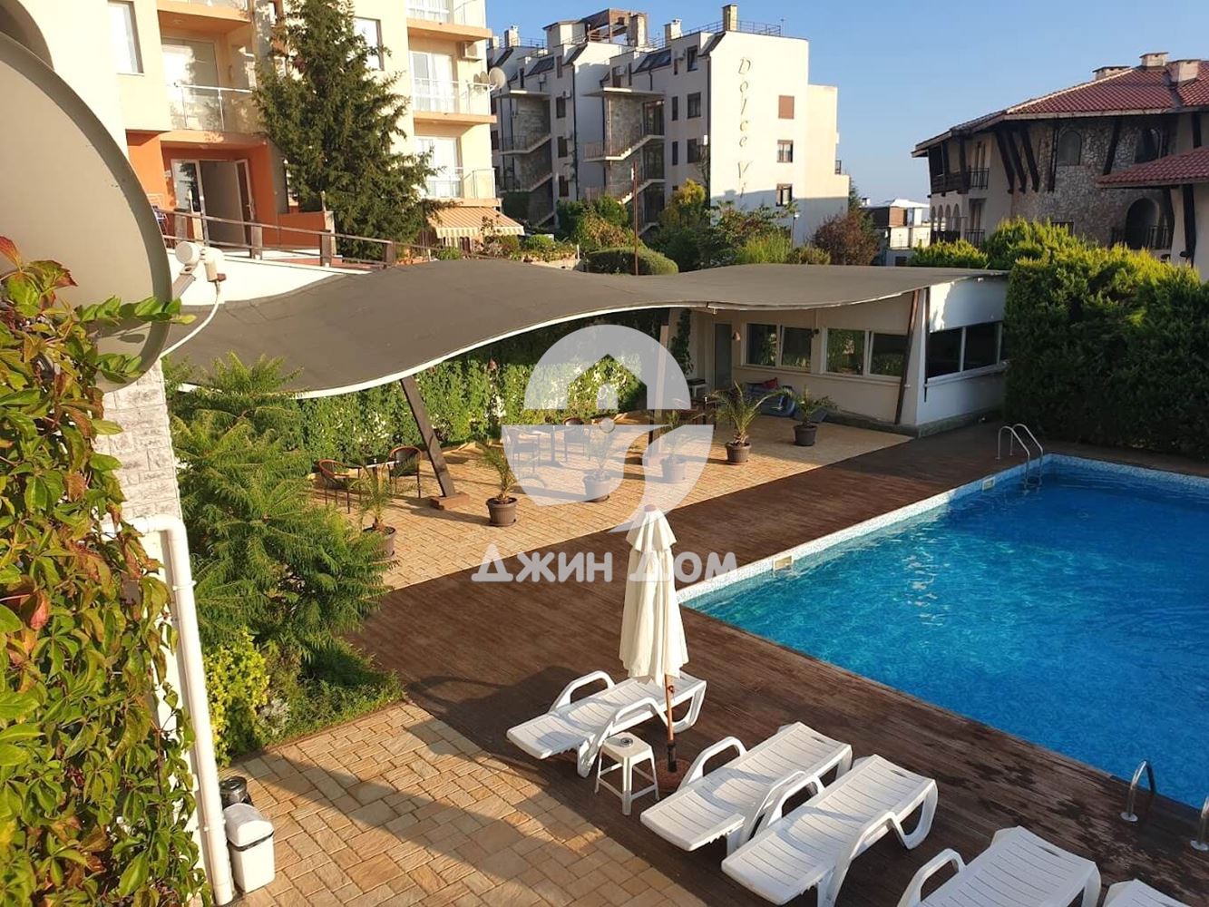 Тристаен апартамент с ГЛЕДКА МОРЕ в к-с „Мери Мар“, гр. Свети Влас - 0