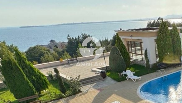 Тристаен просторен апартамент с ГЛЕДКА МОРЕ в Сий Форт Клуб, Св. Влас - 0